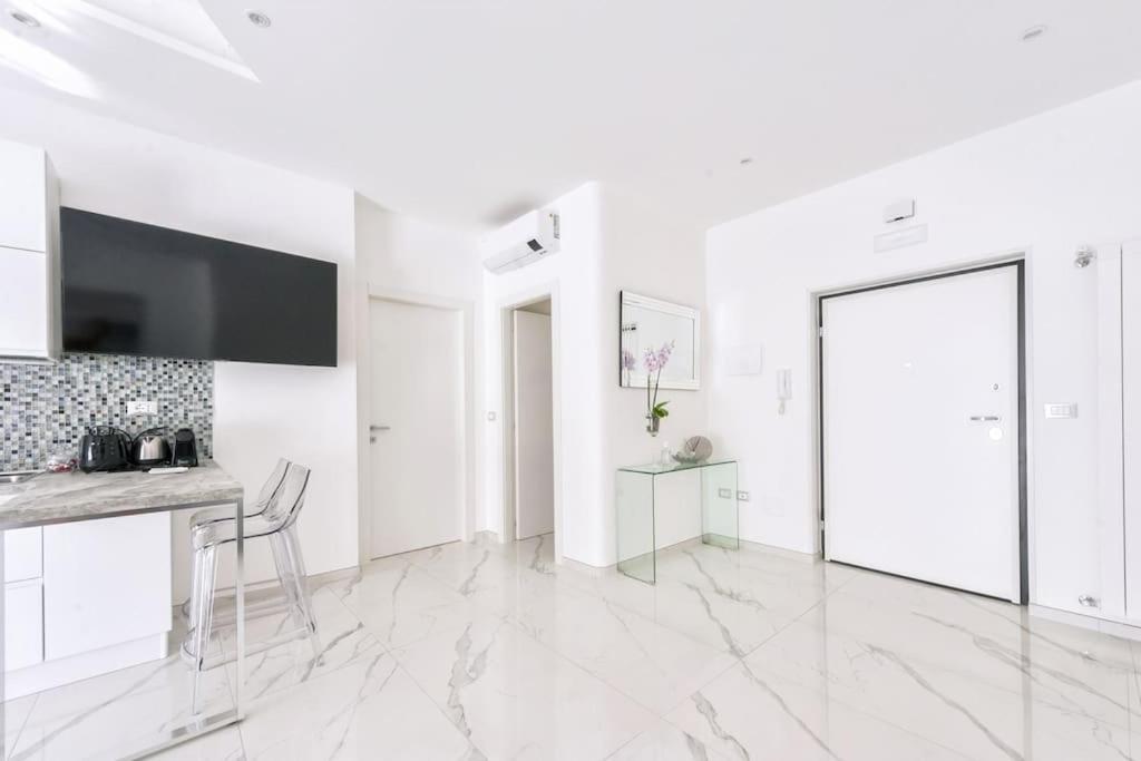 Domus Delia Pescara Centro Apartment ภายนอก รูปภาพ