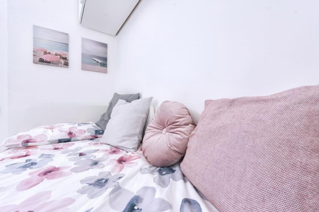 Domus Delia Pescara Centro Apartment ภายนอก รูปภาพ