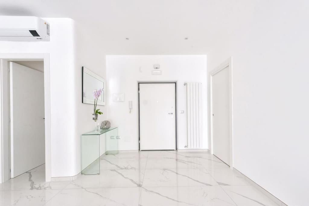Domus Delia Pescara Centro Apartment ภายนอก รูปภาพ
