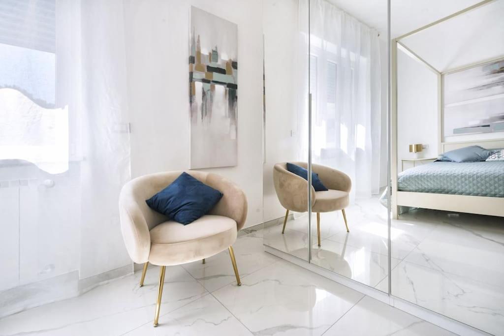 Domus Delia Pescara Centro Apartment ภายนอก รูปภาพ