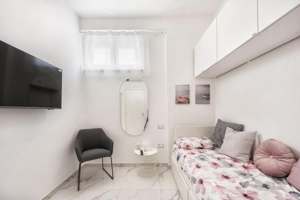 Domus Delia Pescara Centro Apartment ภายนอก รูปภาพ