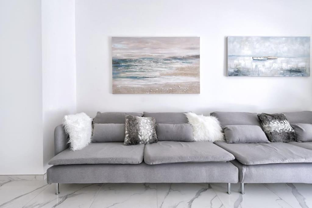 Domus Delia Pescara Centro Apartment ภายนอก รูปภาพ